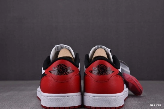 Cheap Low 553560-116 (GS) Black 1 553560-116 Jordan Toe 0512